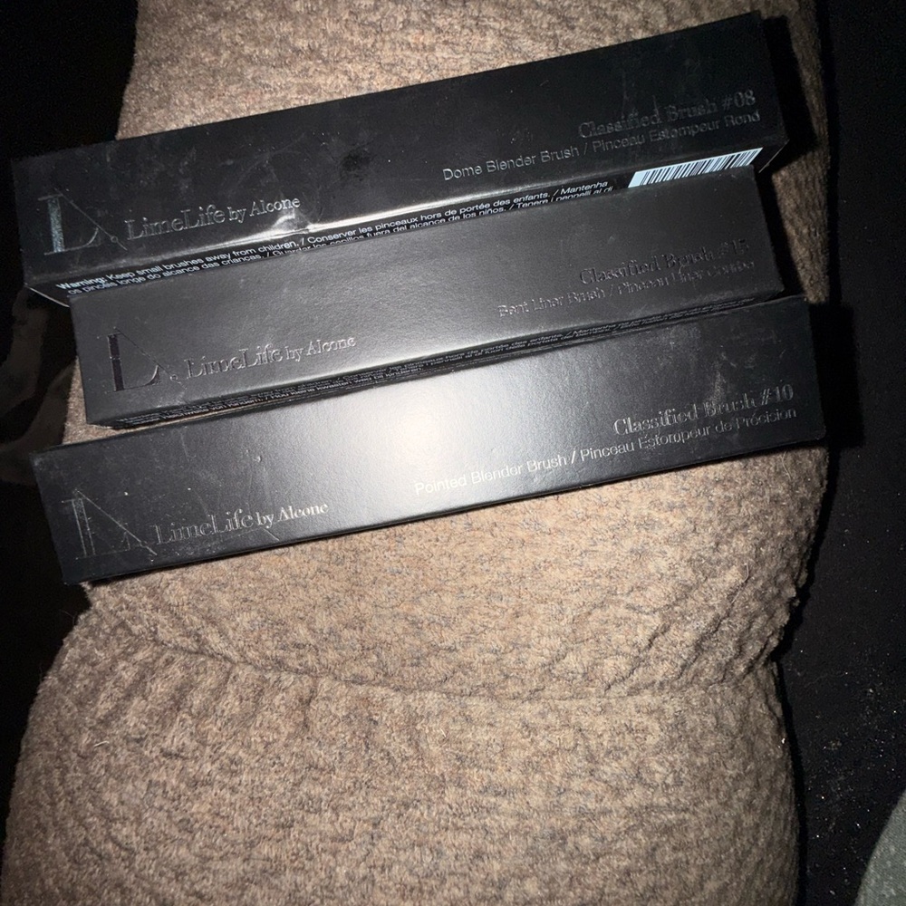 Limelife by Alcone Makeup Brushes Set